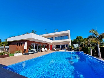 Vrijstaande villa Pinar de Campoverde