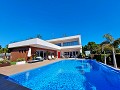 Detached villa in Pinar de Campoverde in Oakwood Premium