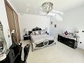 Detached villa in Pinar de Campoverde in Oakwood Premium