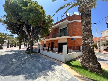 Half vrijstaande woning in Lo Pagán